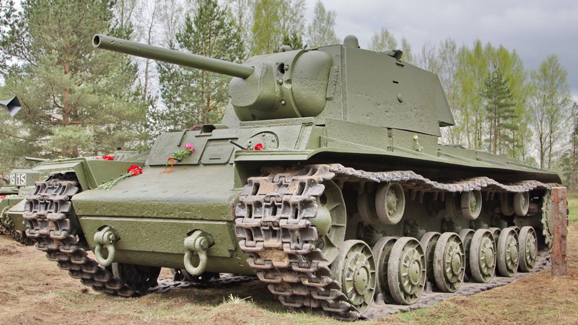 Тяжелый танк КВ-1